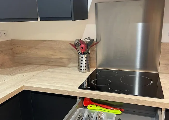 Casa vacanze Instant Janin - T3 Climatisé Plain Pied Avec Jardin Agde